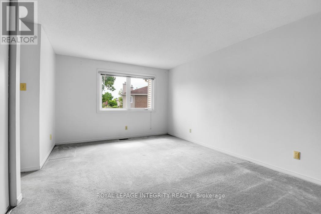 6176 Oak Meadows Drive Drive, Ottawa, Ontario  K1C 7G8 - Photo 17 - X13461836