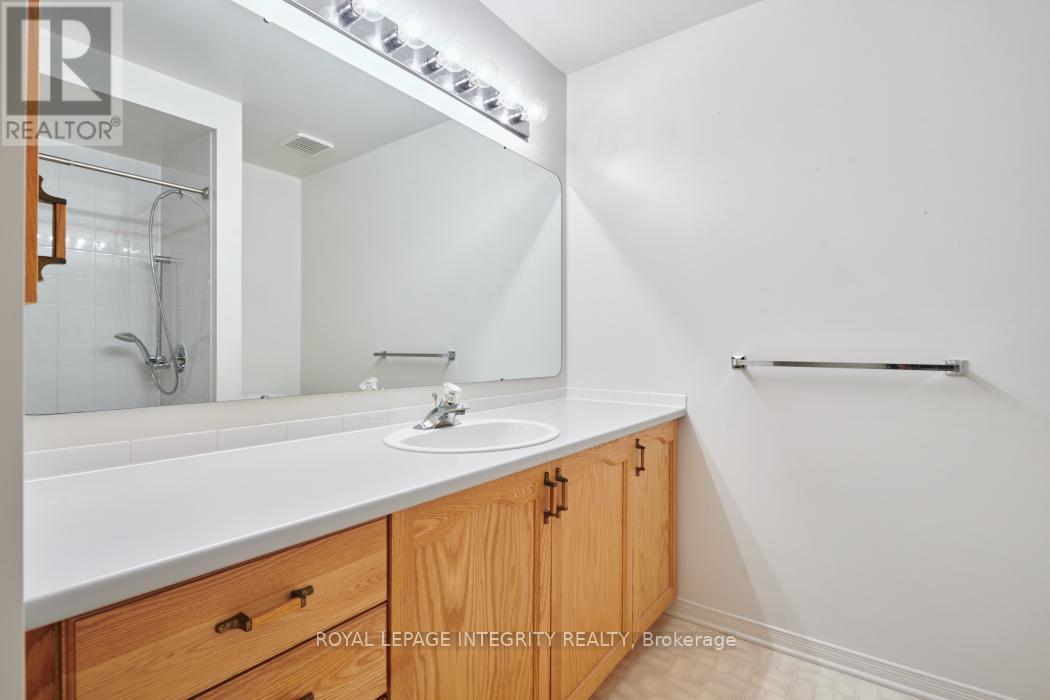 6176 Oak Meadows Drive Drive, Ottawa, Ontario  K1C 7G8 - Photo 25 - X13461836