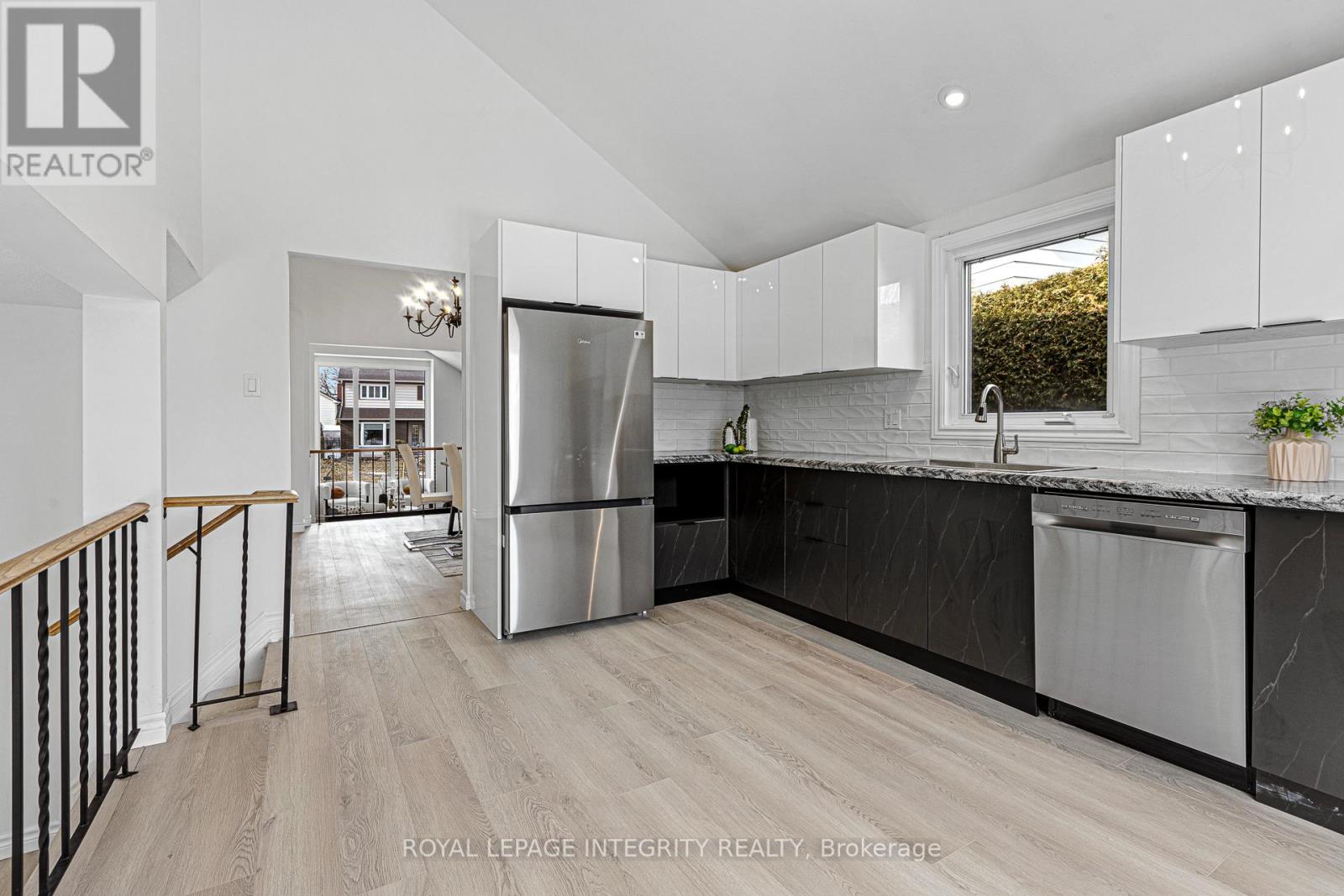6368 Viseneau Drive, Ottawa, Ontario  K1C 2J2 - Photo 12 - X13461914