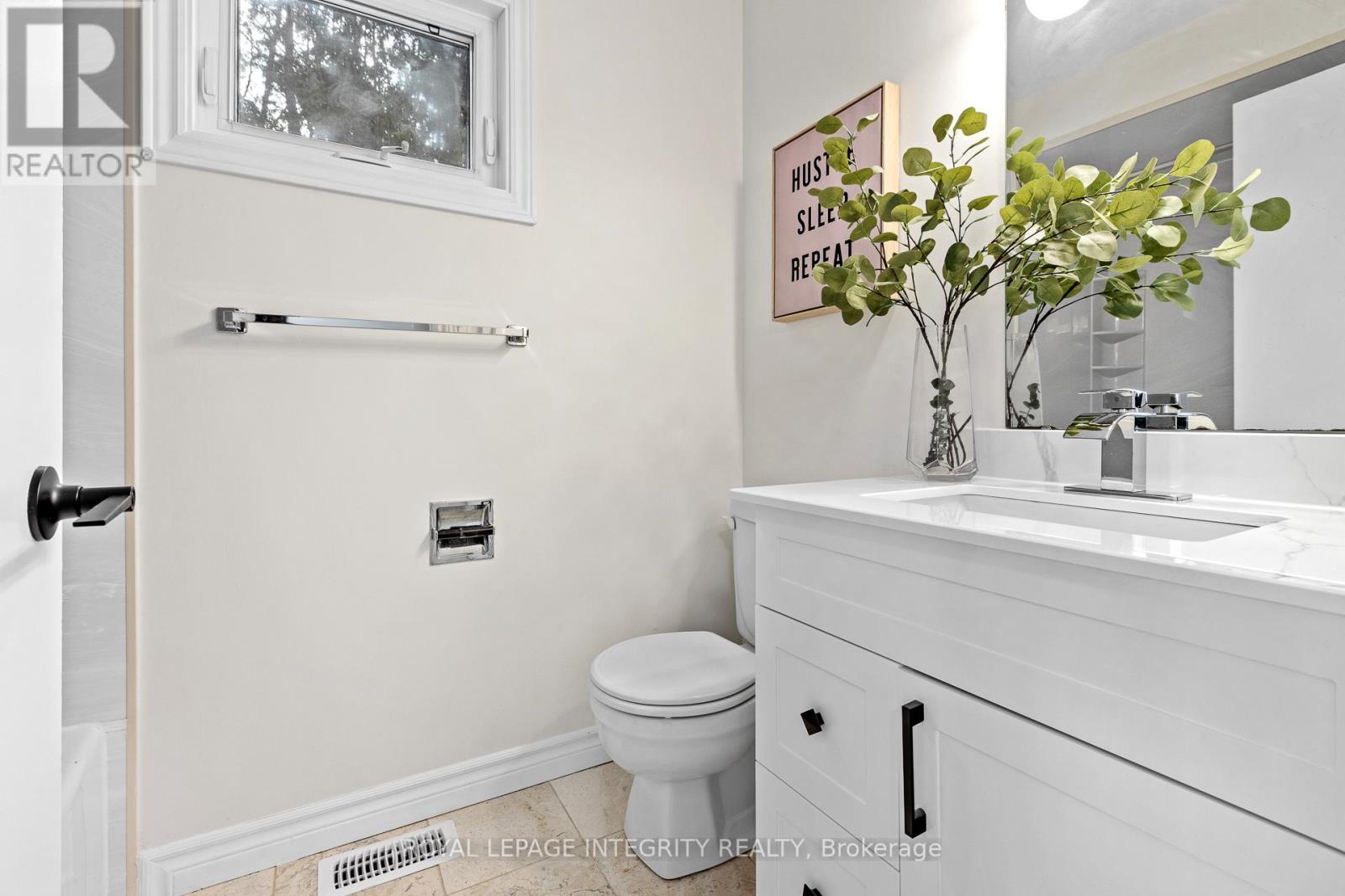 6368 Viseneau Drive, Ottawa, Ontario  K1C 2J2 - Photo 19 - X13461914