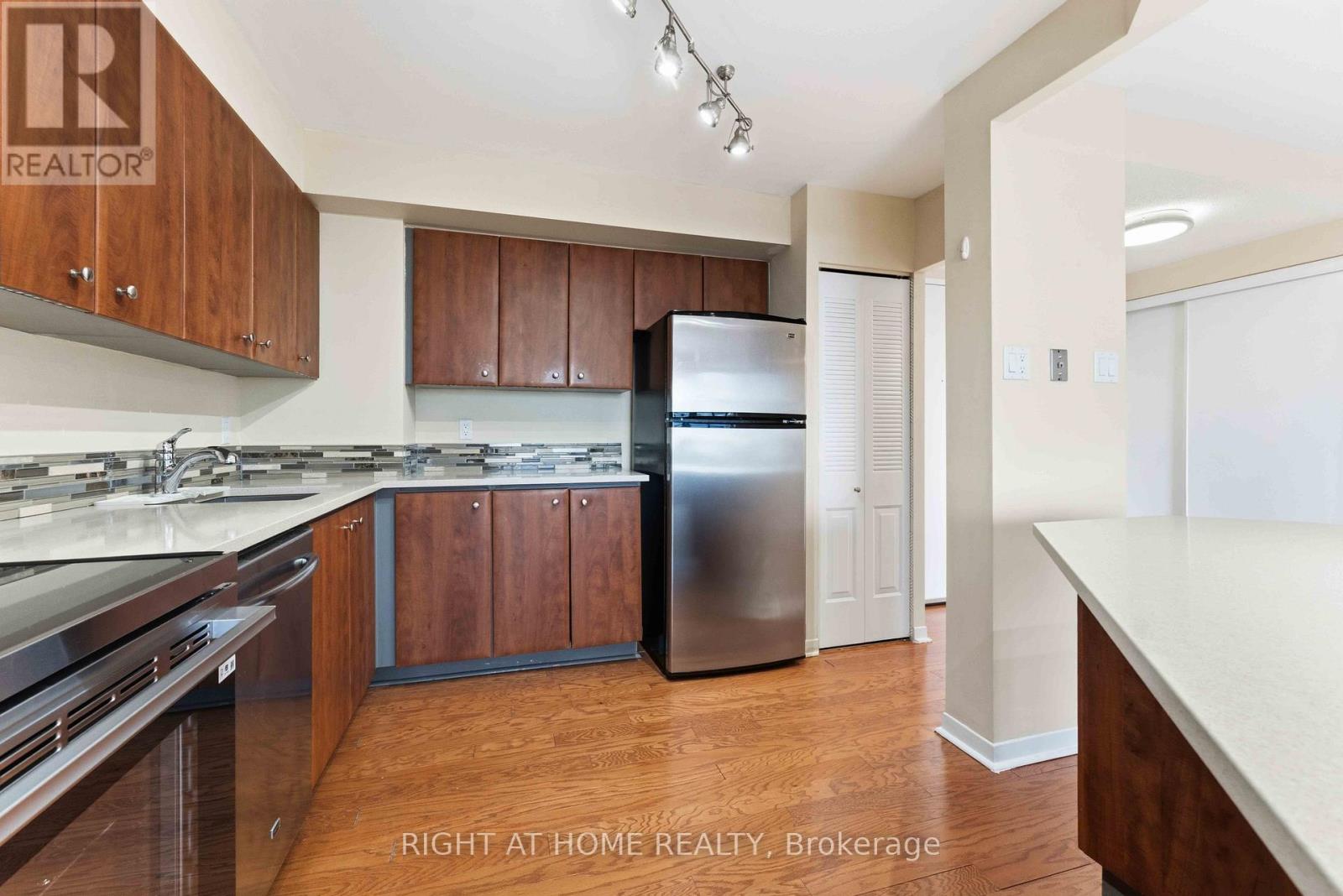 911 - 2759 Carousel Crescent, Ottawa, Ontario  K1T 2N5 - Photo 17 - X13461968