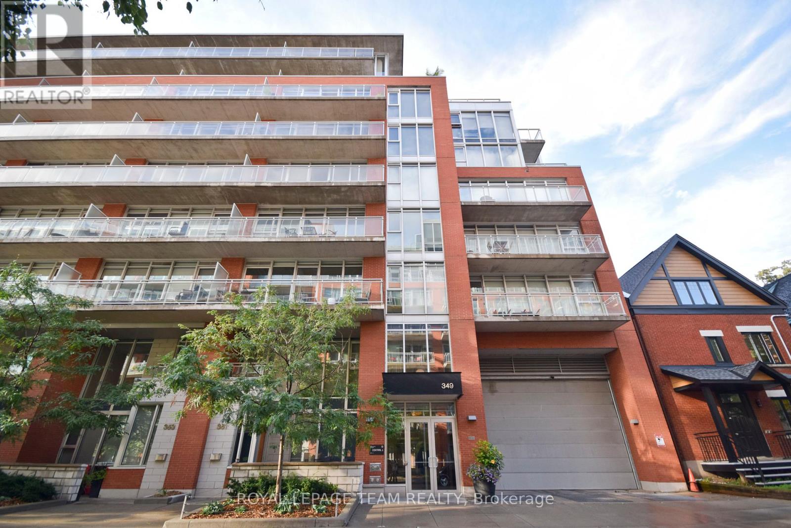 627 - 349 Mcleod Street, Ottawa, Ontario  K2P 0S1 - Photo 1 - X13461980