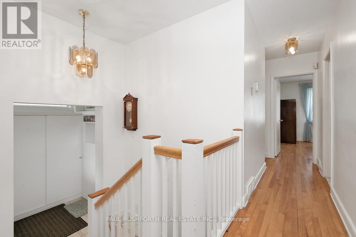 1075 Secord Avenue, Ottawa, Ontario  K1H 8C7 - Photo 5 - X13462068
