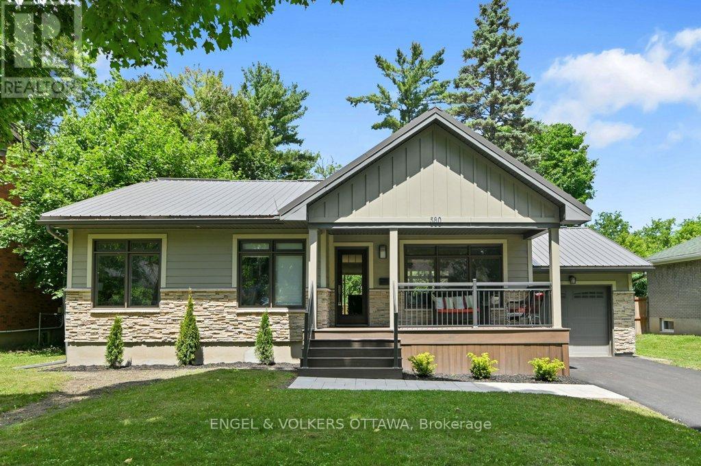 580 Thessaly Circle, Ottawa, Ontario  K1H 5W5 - Photo 2 - X13462258