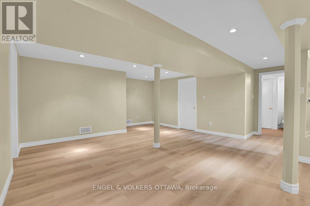 580 Thessaly Circle, Ottawa, Ontario  K1H 5W5 - Photo 24 - X13462258