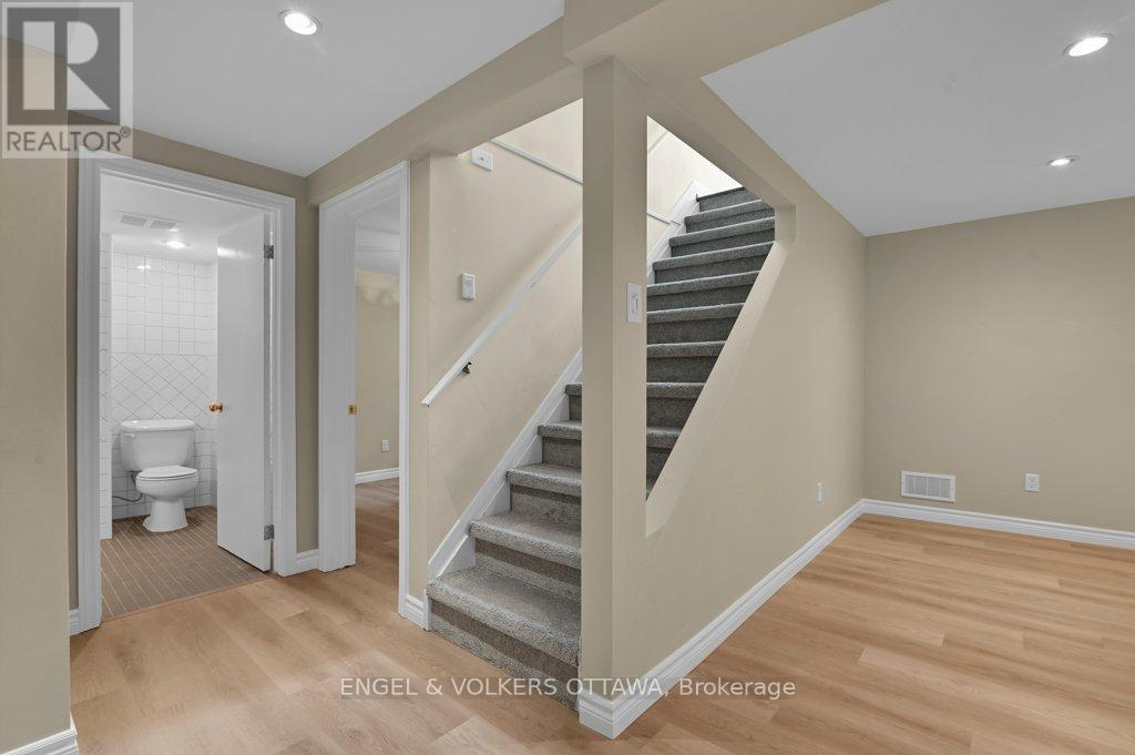 580 Thessaly Circle, Ottawa, Ontario  K1H 5W5 - Photo 28 - X13462258