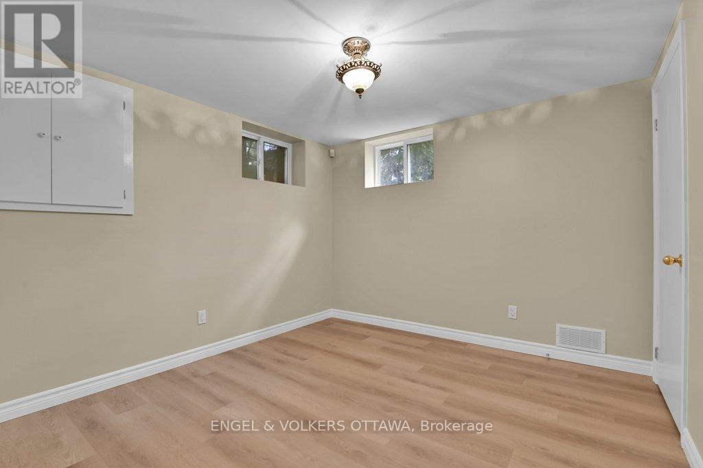 580 Thessaly Circle, Ottawa, Ontario  K1H 5W5 - Photo 29 - X13462258
