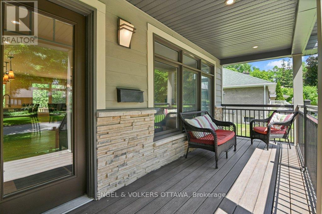 580 Thessaly Circle, Ottawa, Ontario  K1H 5W5 - Photo 3 - X13462258