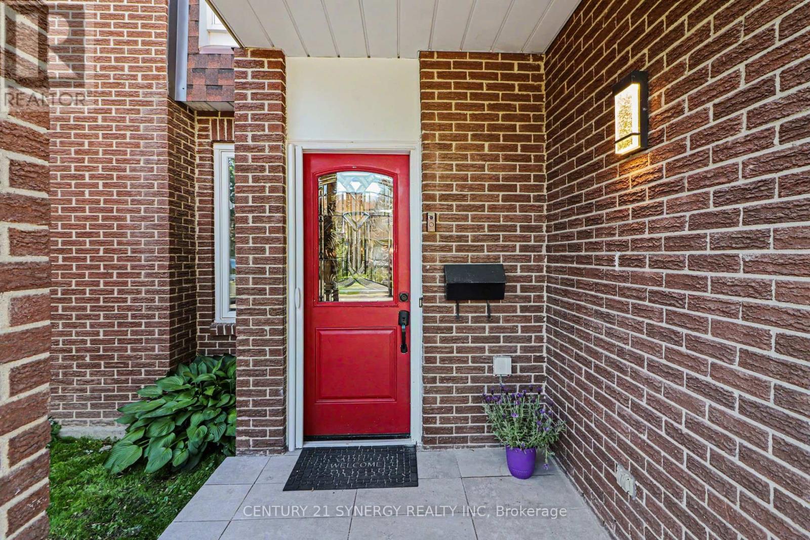 1082 Taffy Lane, Ottawa, Ontario  K1C 1Y5 - Photo 3 - X13462300