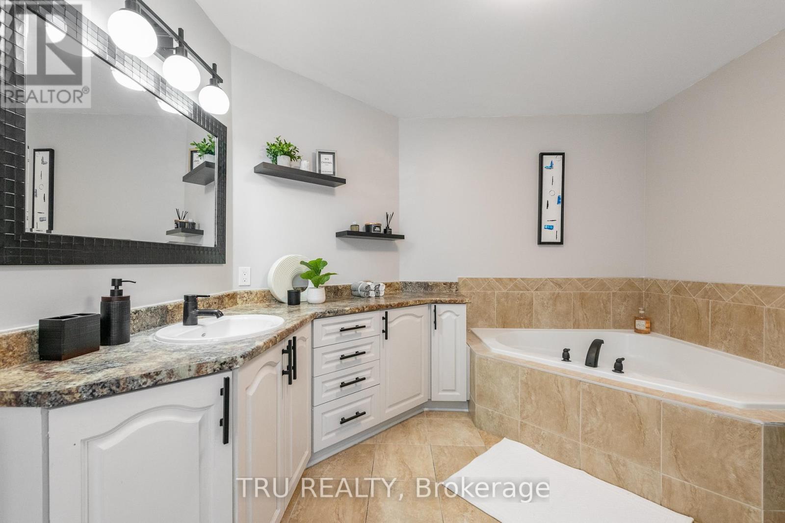 52 South Indian Drive, The Nation, Ontario  K0A 2M0 - Photo 17 - X13462356