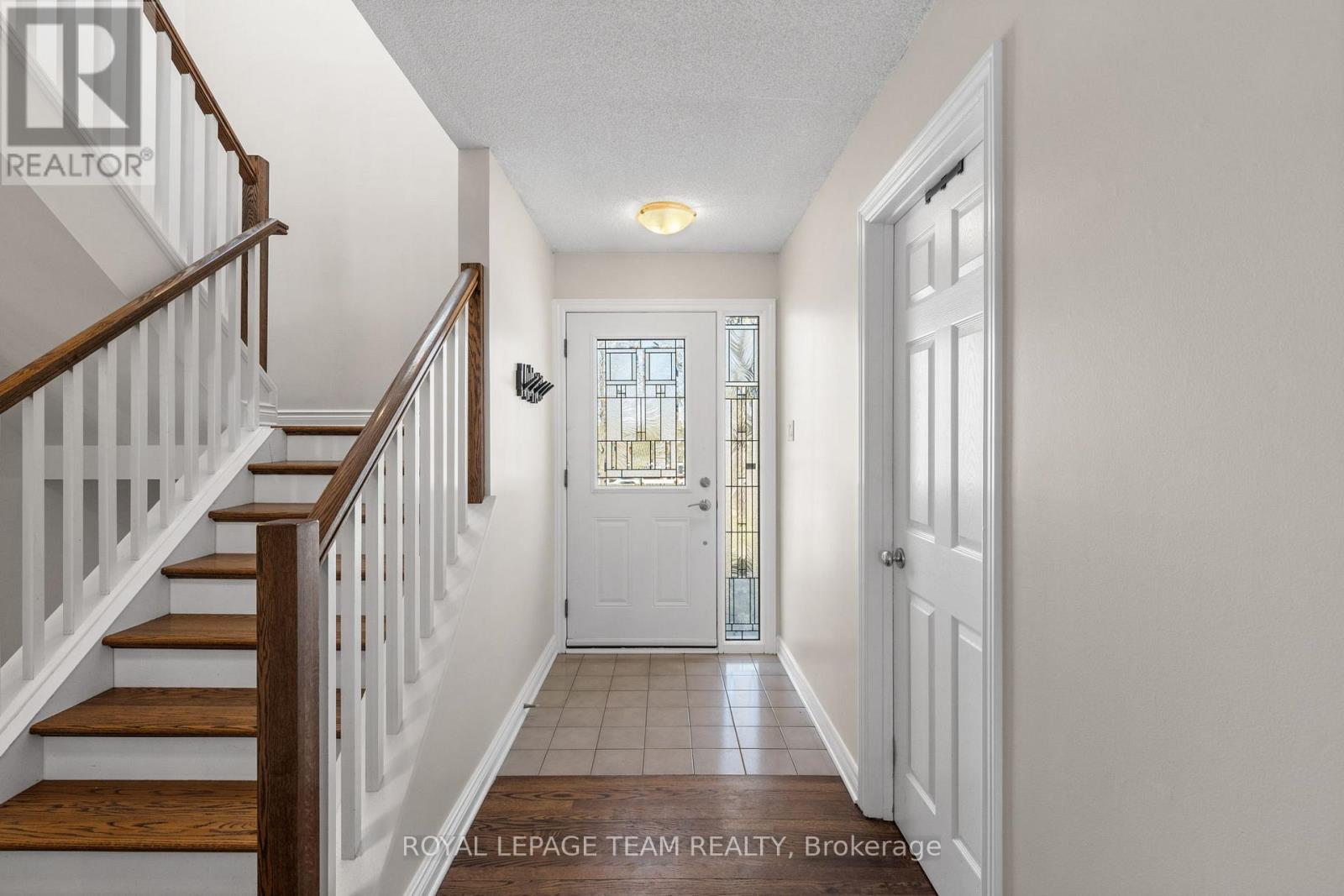 1081 Boucher Crescent, Ottawa, Ontario  K4M 1B3 - Photo 4 - X13462374