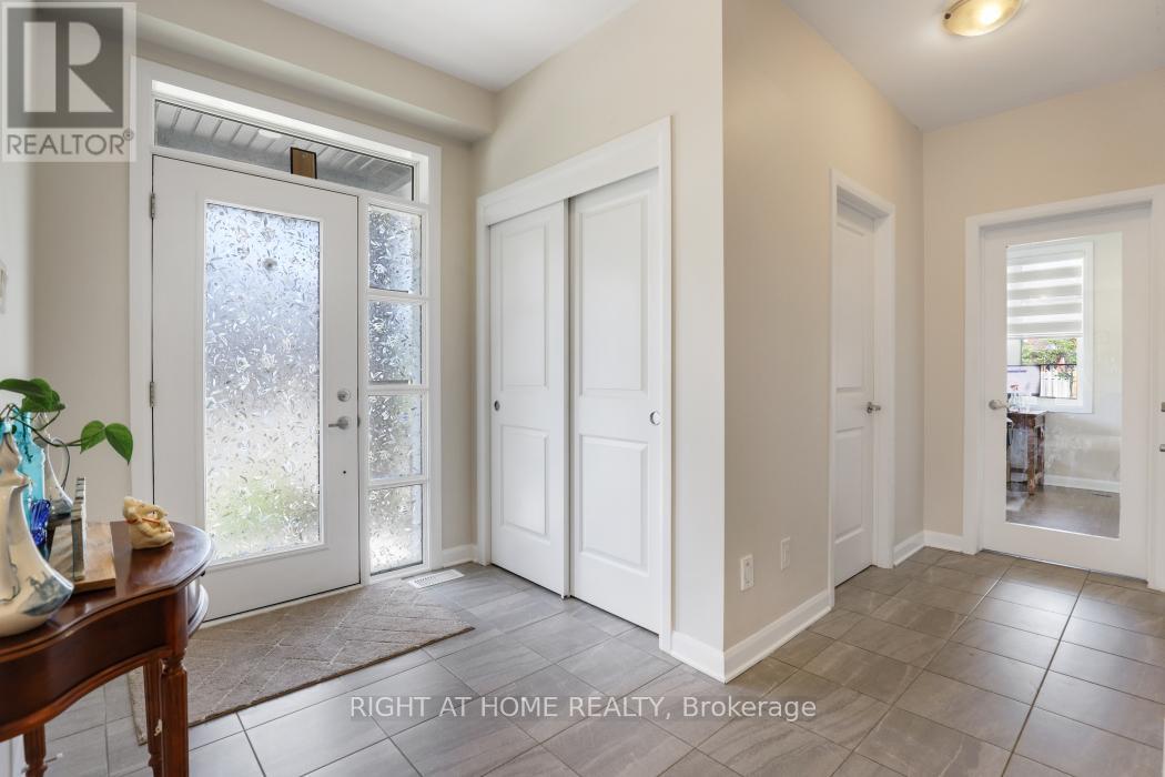 900 Serrano Street, Ottawa, Ontario  K4A 5L3 - Photo 4 - X13462392