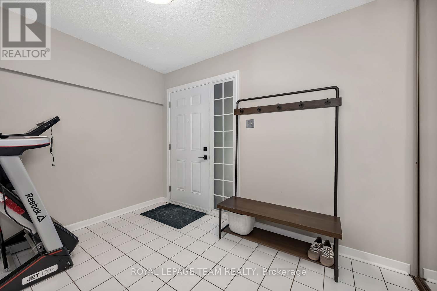 215 Booth Street, Ottawa, Ontario  K1R 7V4 - Photo 5 - X13462400
