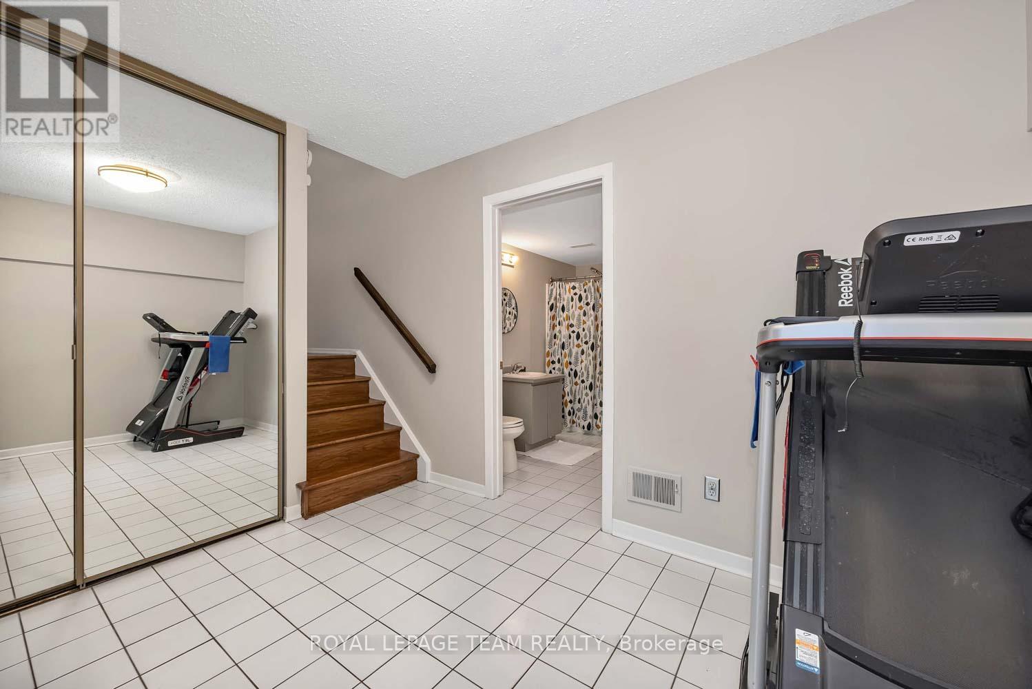 215 Booth Street, Ottawa, Ontario  K1R 7V4 - Photo 6 - X13462400