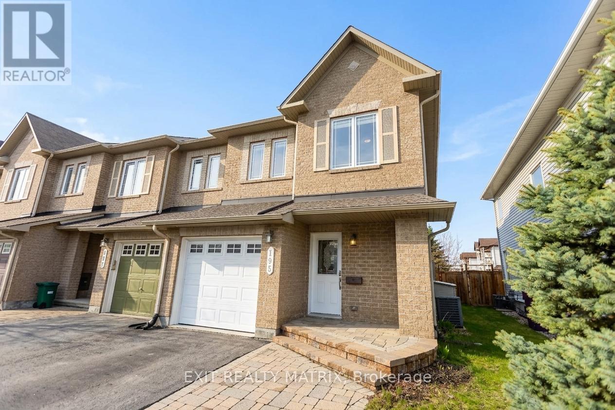 195 Tapley Place, Ottawa, Ontario  K4A 0L2 - Photo 2 - X13462404
