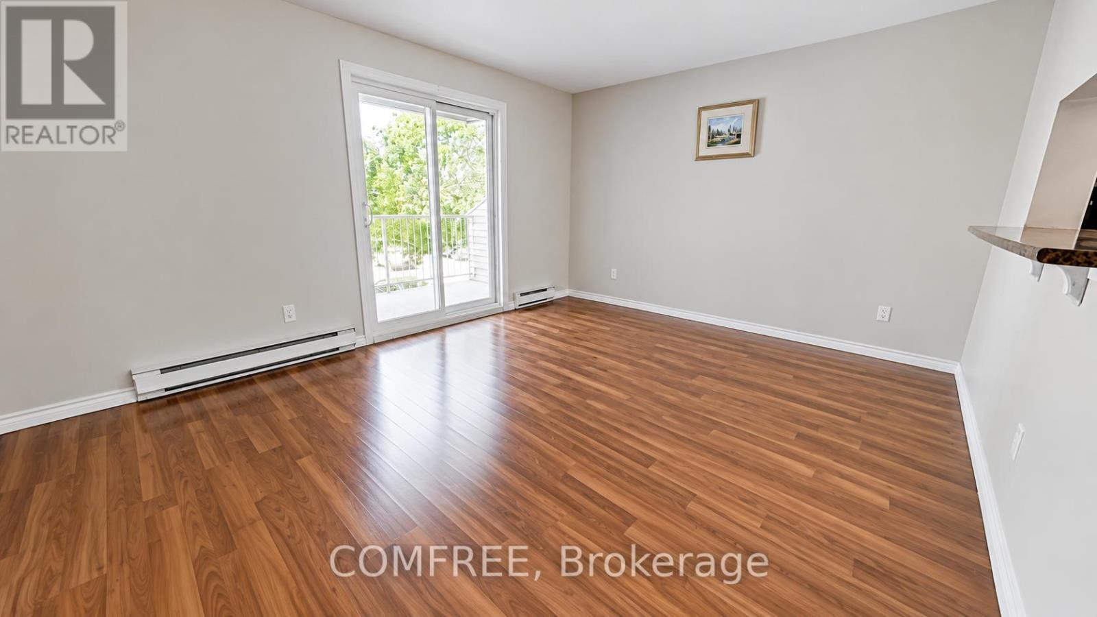 214 - 270 Brittany Drive, Ottawa, Ontario  K1K 4M3 - Photo 2 - X13462418