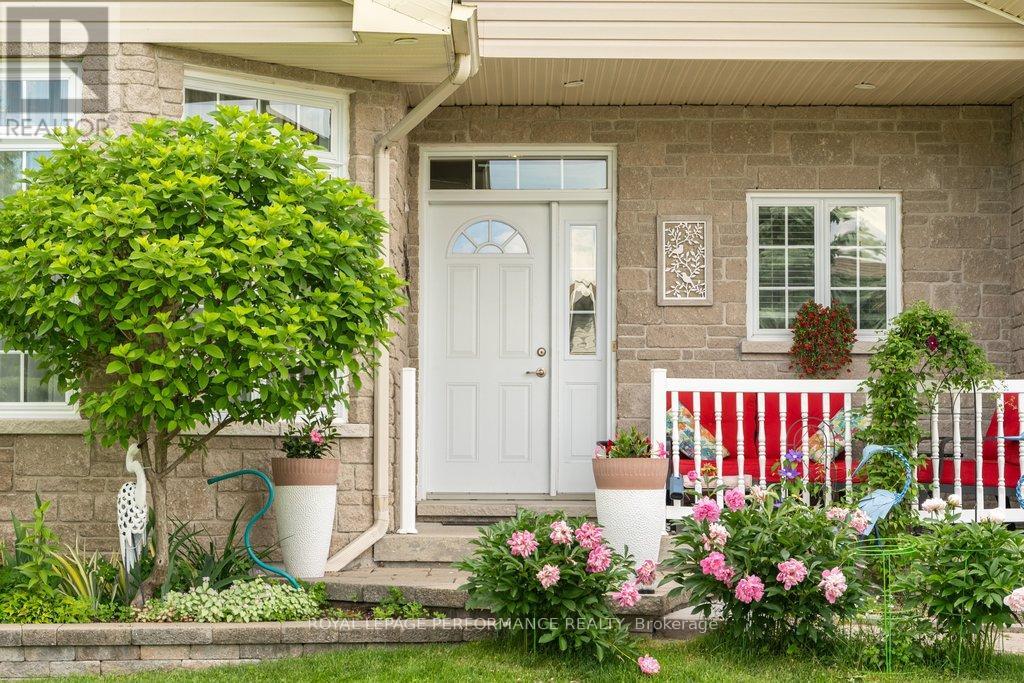 997 Ada Barrington Private, Ottawa, Ontario  K4P 0A7 - Photo 4 - X13462640