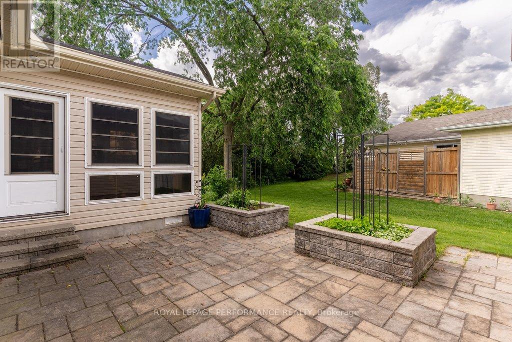 997 Ada Barrington Private, Ottawa, Ontario  K4P 0A7 - Photo 44 - X13462640