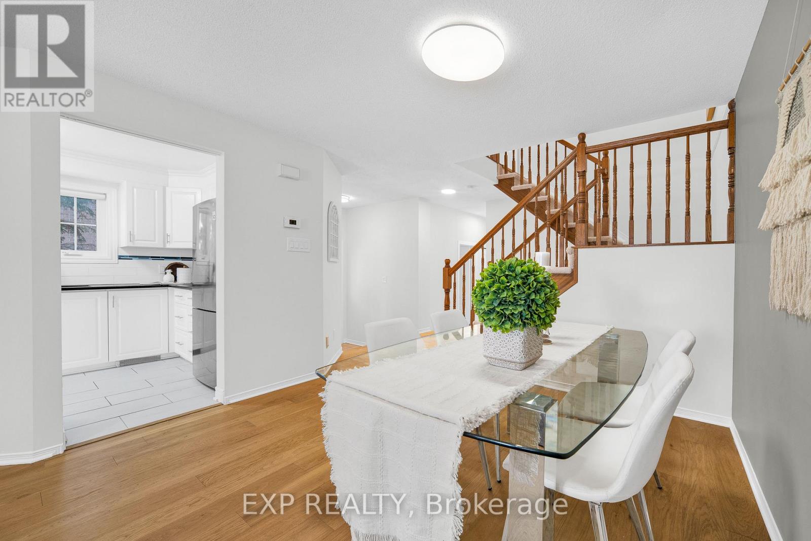14 Sandcliffe Terrace, Ottawa, Ontario  K2G 5X1 - Photo 9 - X13462654