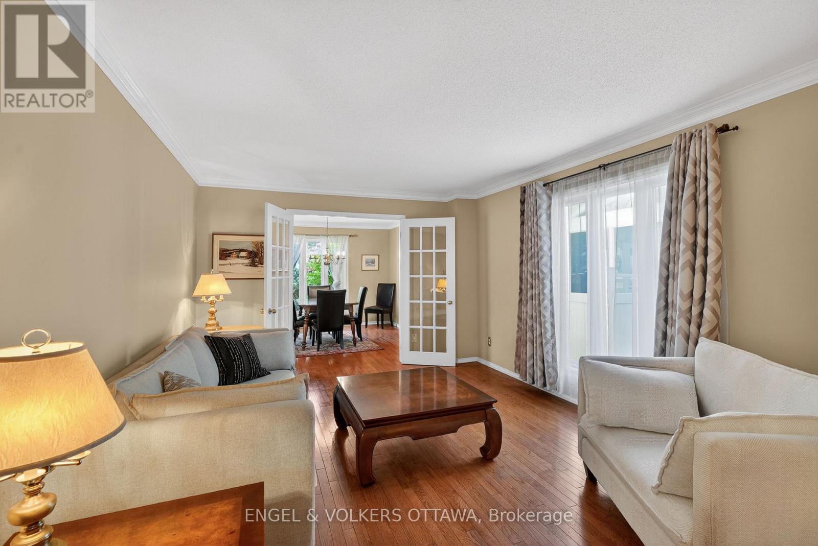 6592 Windsong Avenue, Ottawa, Ontario  K1C 6M9 - Photo 3 - X13462710