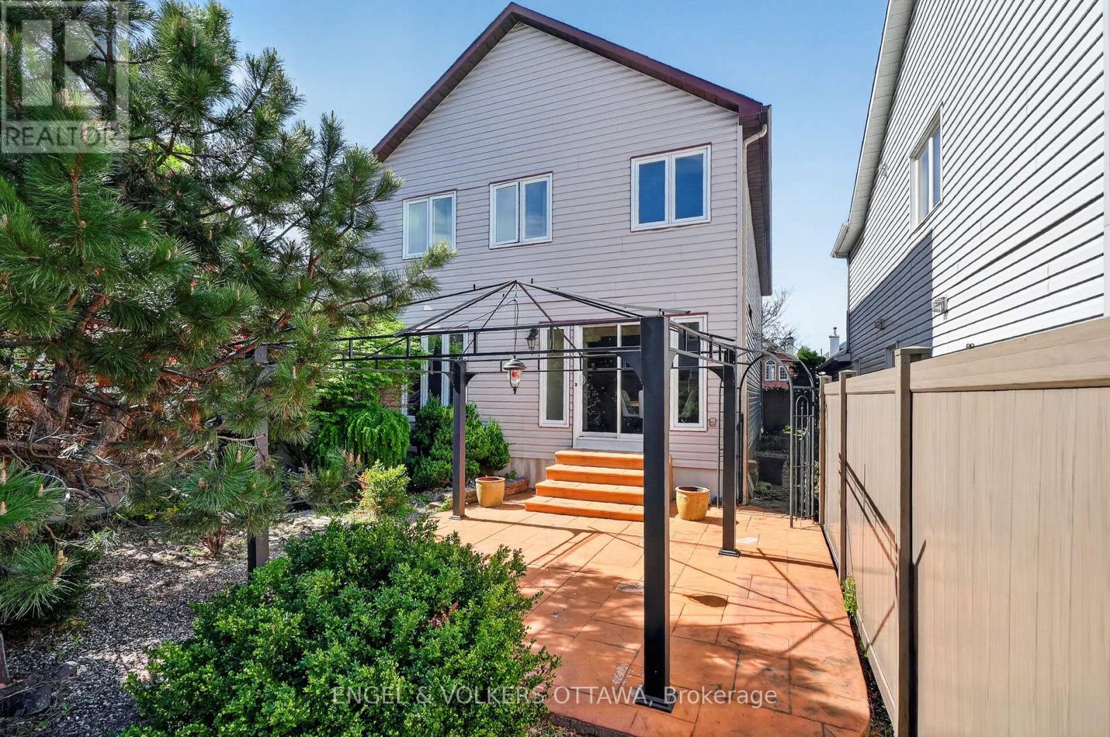 6592 Windsong Avenue, Ottawa, Ontario  K1C 6M9 - Photo 33 - X13462710