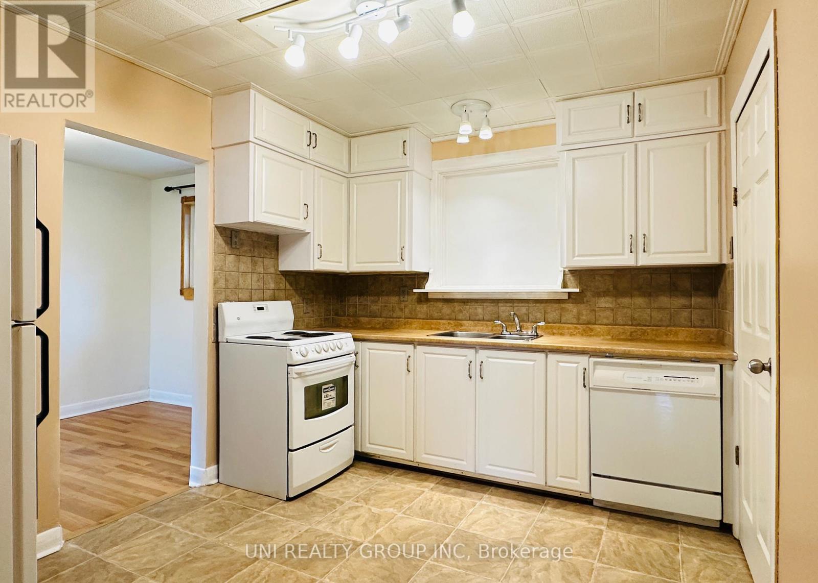 77 Meadowlands Drive, Ottawa, Ontario  K2G 2R9 - Photo 18 - X13462740