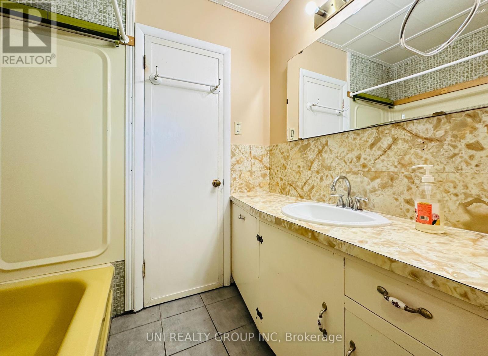 77 Meadowlands Drive, Ottawa, Ontario  K2G 2R9 - Photo 26 - X13462740