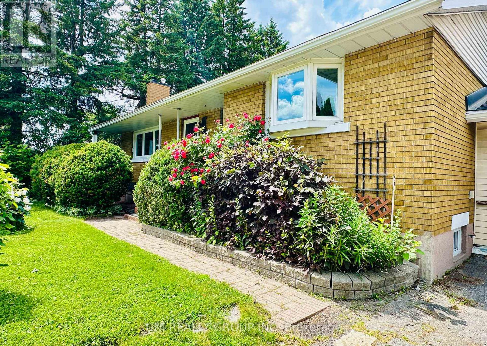 77 Meadowlands Drive, Ottawa, Ontario  K2G 2R9 - Photo 5 - X13462740