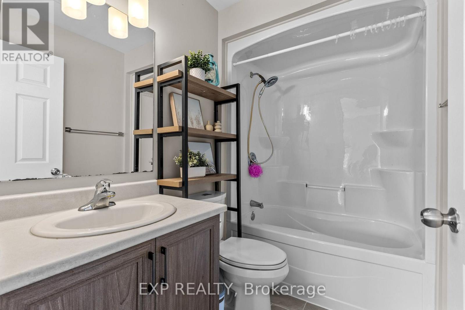 4153 Roger Stevens Drive, Montague, Ontario  K7A 4S6 - Photo 17 - X13462772