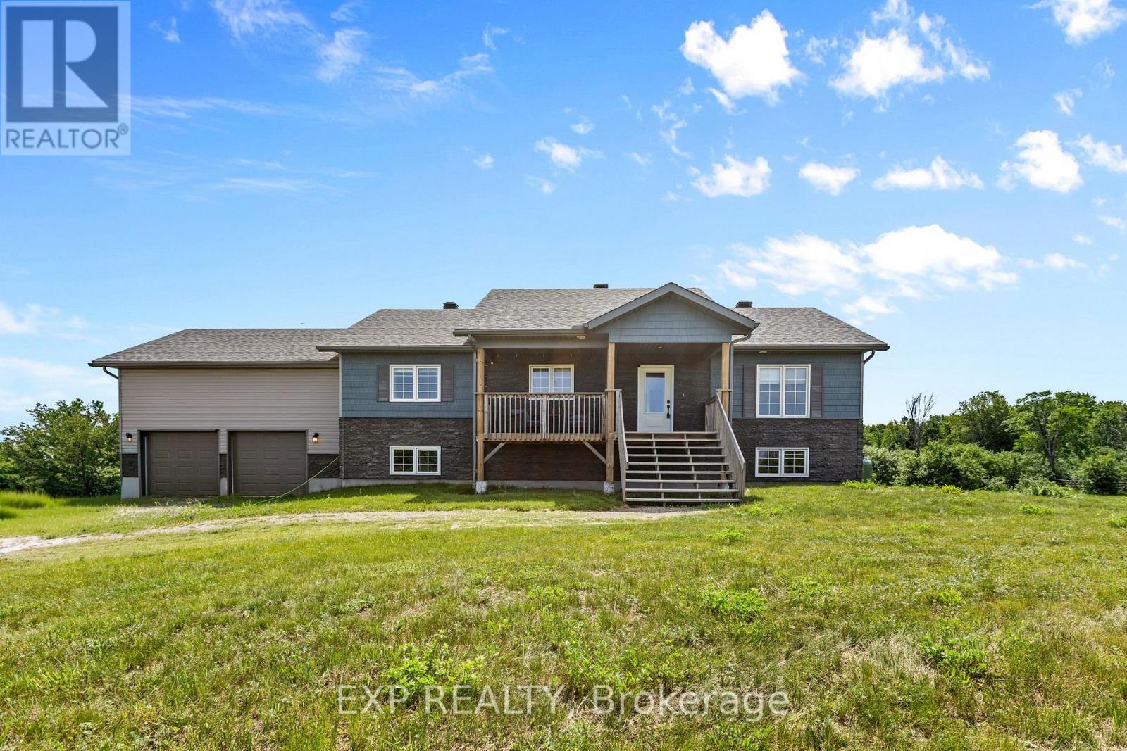 4153 Roger Stevens Drive, Montague, Ontario  K7A 4S6 - Photo 2 - X13462772
