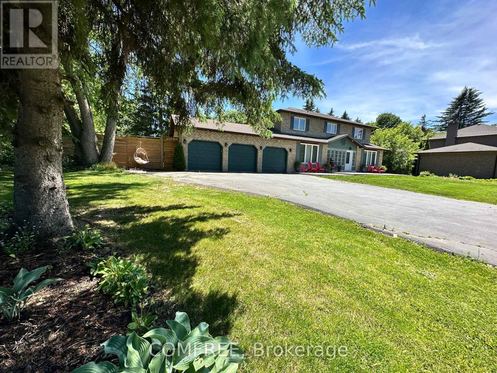 46 William Street, East Gwillimbury, Ontario  L0G 1V0 - Photo 1 - N13463064