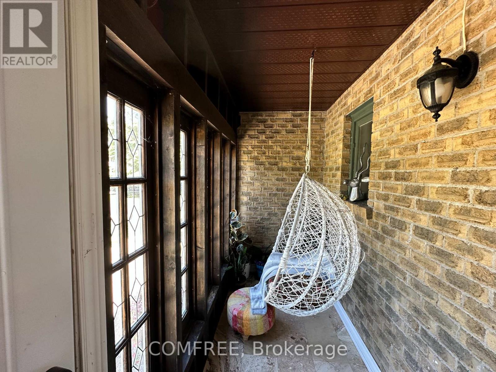 46 William Street, East Gwillimbury, Ontario  L0G 1V0 - Photo 14 - N13463064