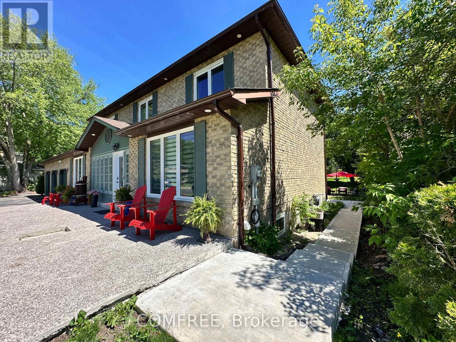 46 William Street, East Gwillimbury, Ontario  L0G 1V0 - Photo 2 - N13463064