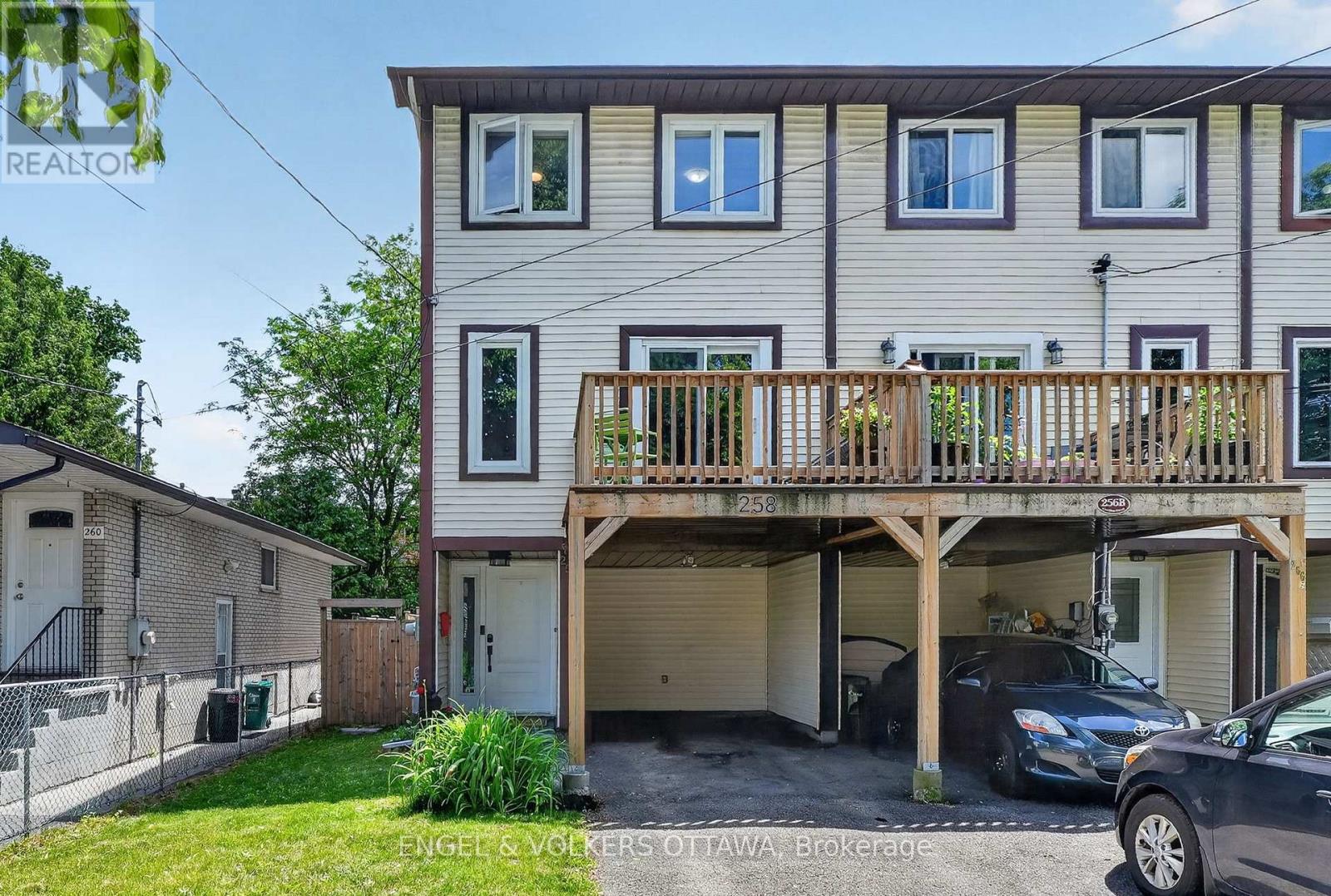 258 Carillon Street, Ottawa, Ontario  K1L 5X6 - Photo 1 - X13462788