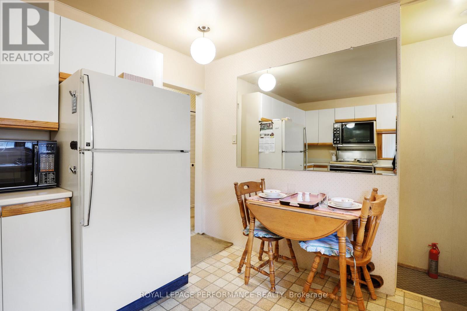 2061 Fairbanks Avenue, Ottawa, Ontario  K1H 5Y9 - Photo 14 - X13462794