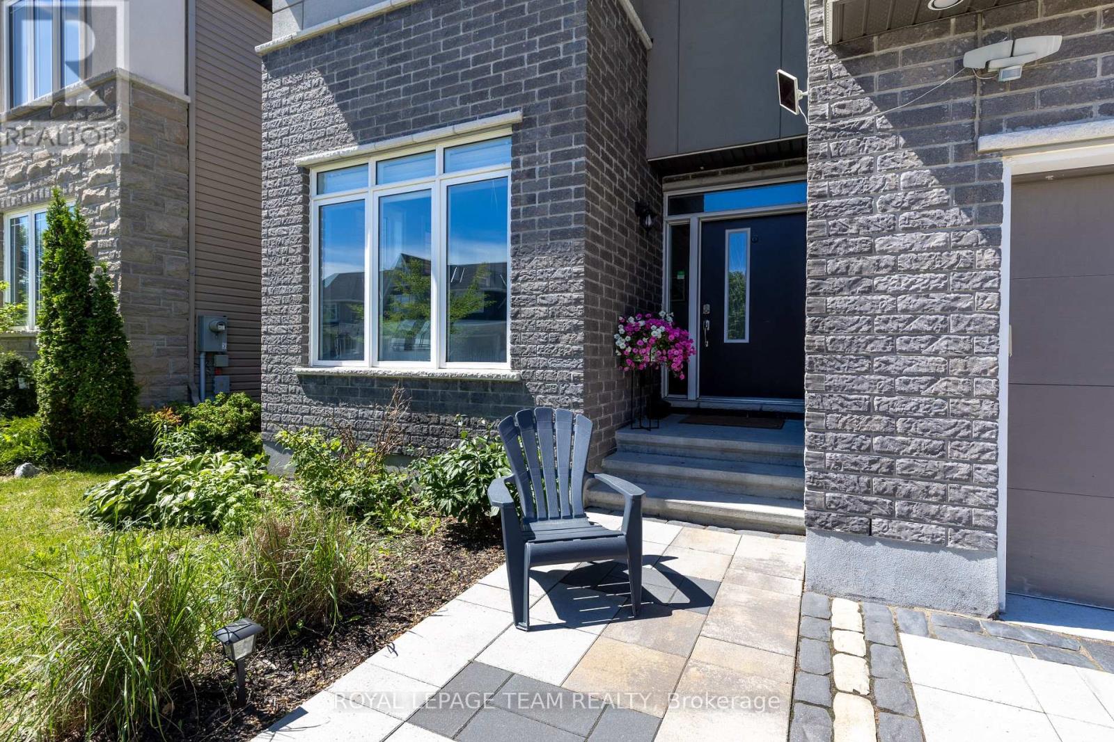 512 Breccia Heights, Ottawa, Ontario  K2T 0L6 - Photo 3 - X13462854