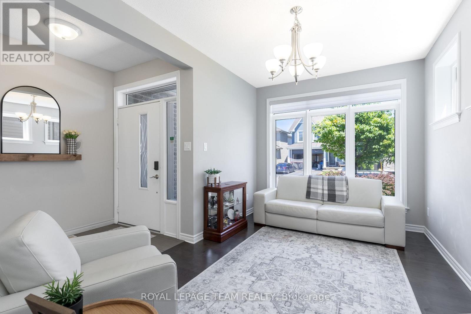 512 Breccia Heights, Ottawa, Ontario  K2T 0L6 - Photo 8 - X13462854
