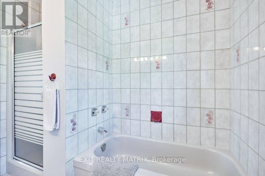 1340 Cuthbert Way, Ottawa, Ontario  K4P 1A4 - Photo 27 - X13462908