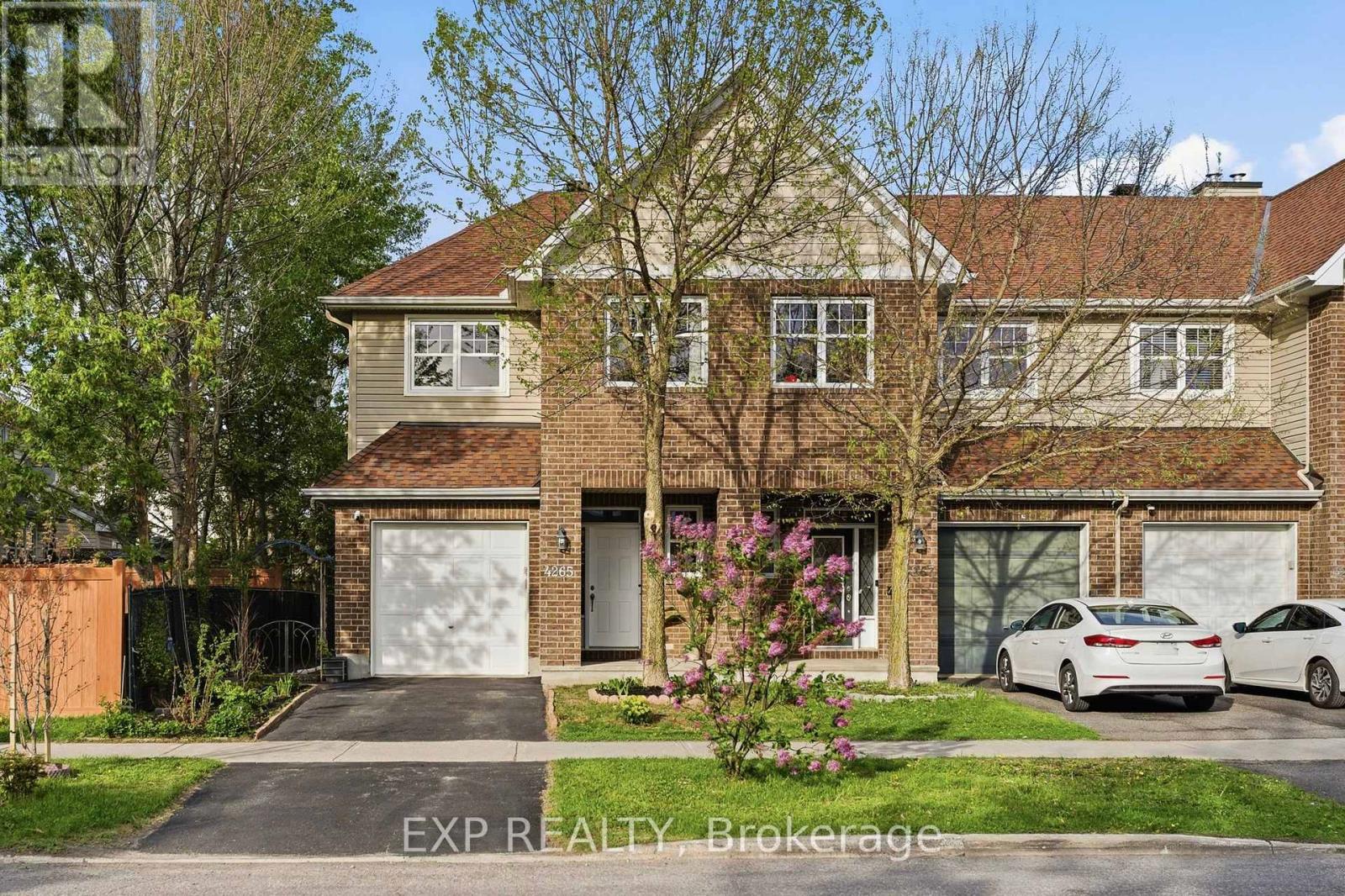4265 Kelly Farm Drive, Ottawa, Ontario  K1T 0A6 - Photo 1 - X13463050