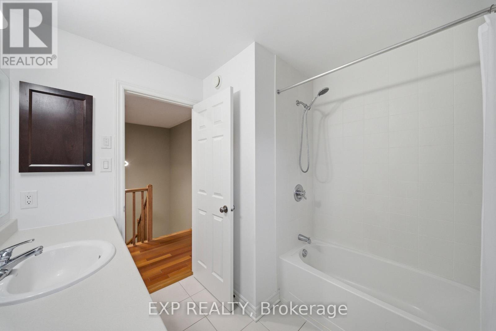 4265 Kelly Farm Drive, Ottawa, Ontario  K1T 0A6 - Photo 19 - X13463050