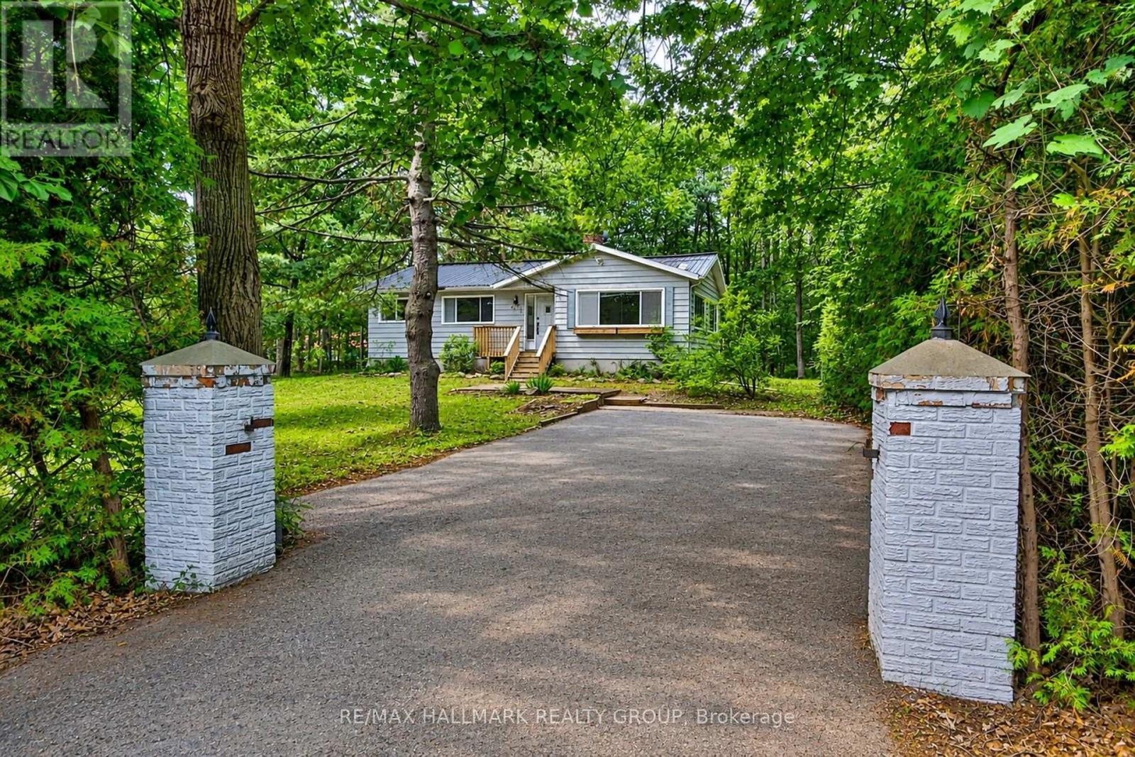 671 Bayview Drive, Ottawa, Ontario  K0A 3M0 - Photo 1 - X13463082