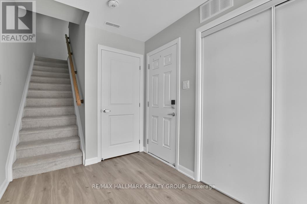 290 Bankside Way, Ottawa, Ontario  K2J 3M8 - Photo 5 - X13463360