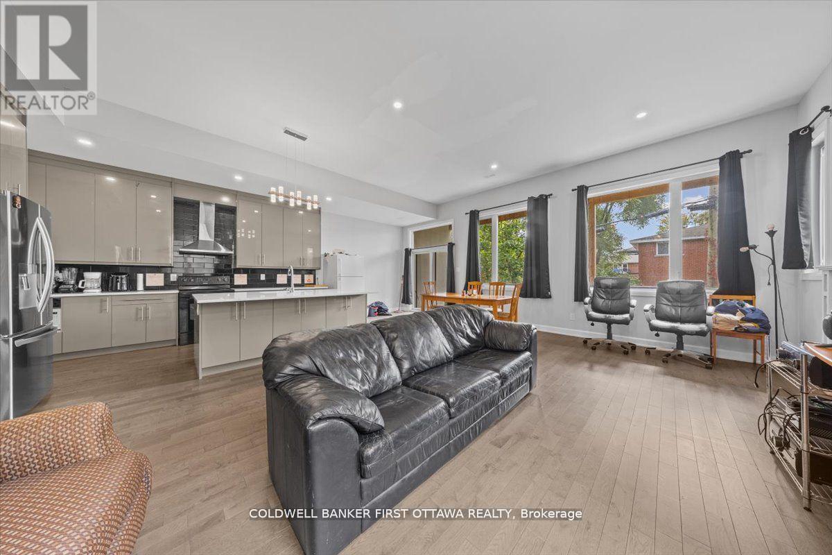 562 Queen Mary Street, Ottawa, Ontario  K1K 1W1 - Photo 6 - X13463364