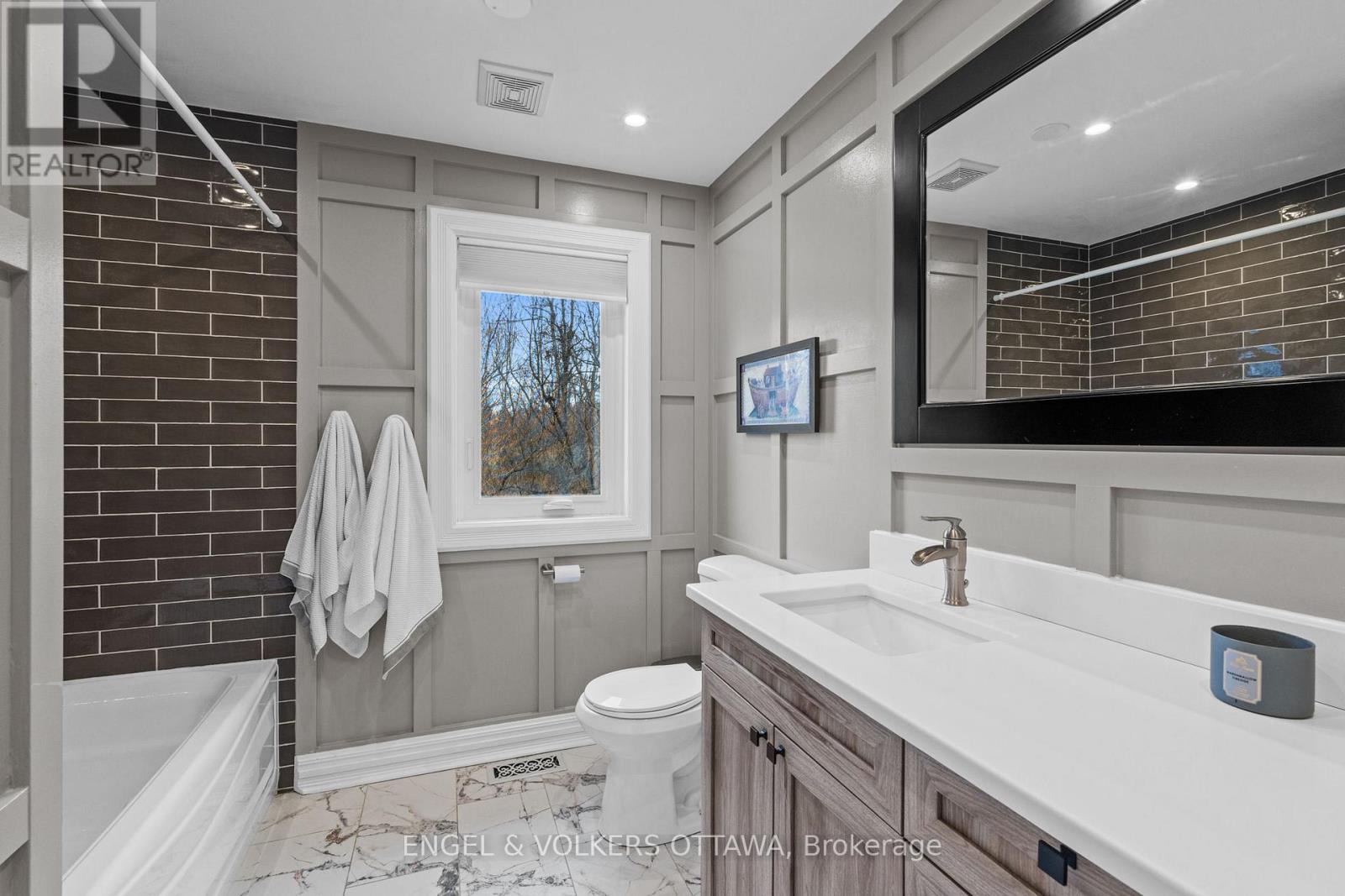2410 Concession Road, North Grenville, Ontario  K0G 1J0 - Photo 28 - X13463390