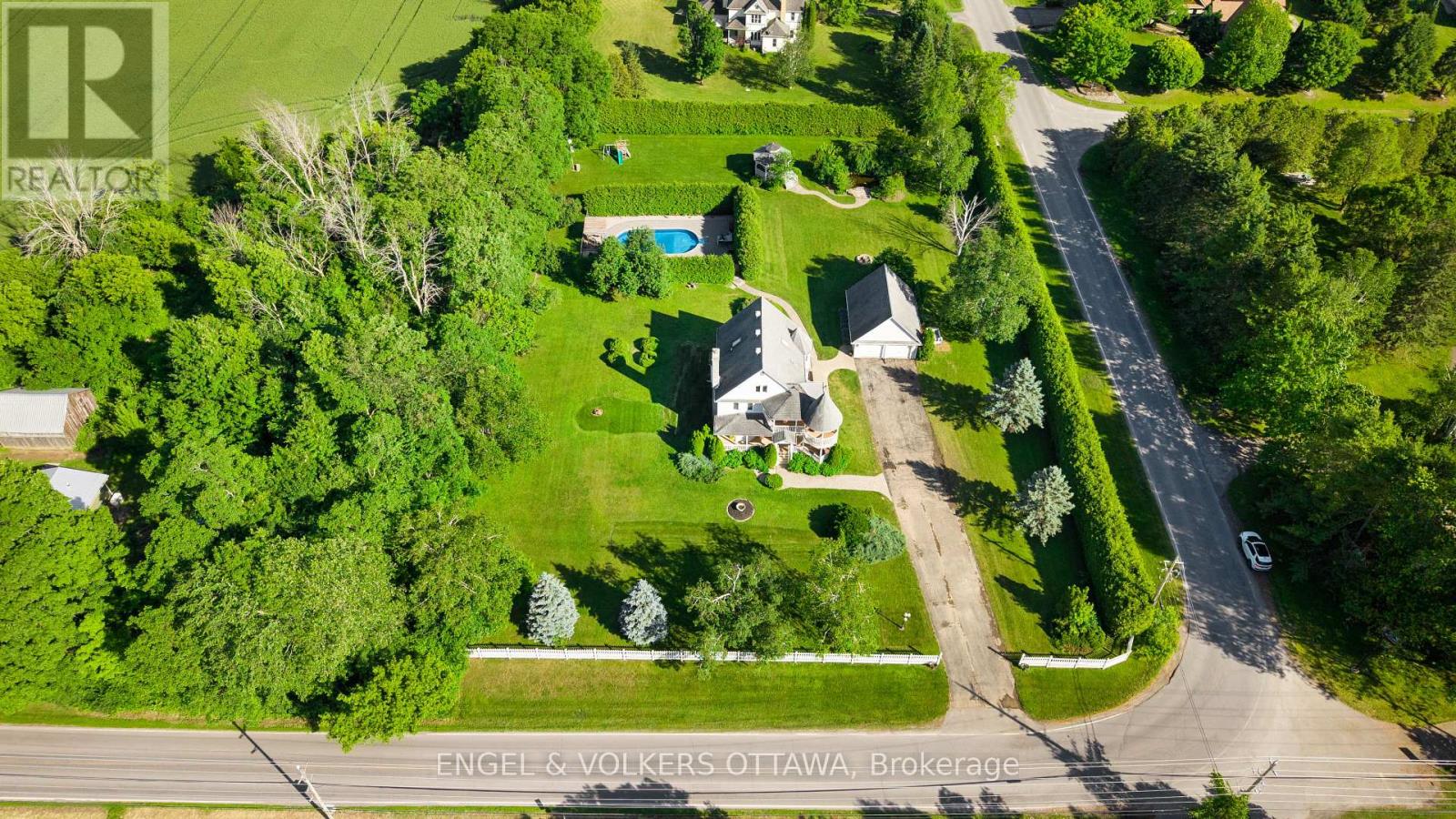 2410 Concession Road, North Grenville, Ontario  K0G 1J0 - Photo 47 - X13463390