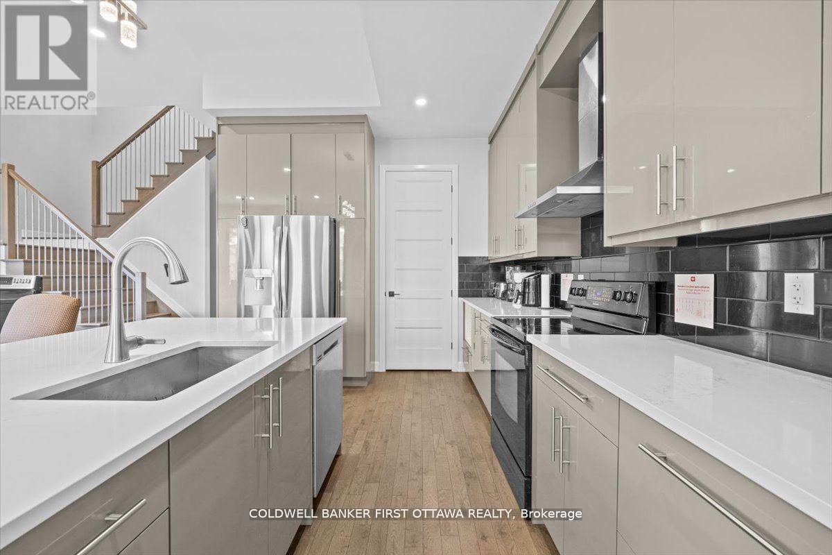 560 Queen Mary Street, Ottawa, Ontario  K1K 1W1 - Photo 8 - X13463472