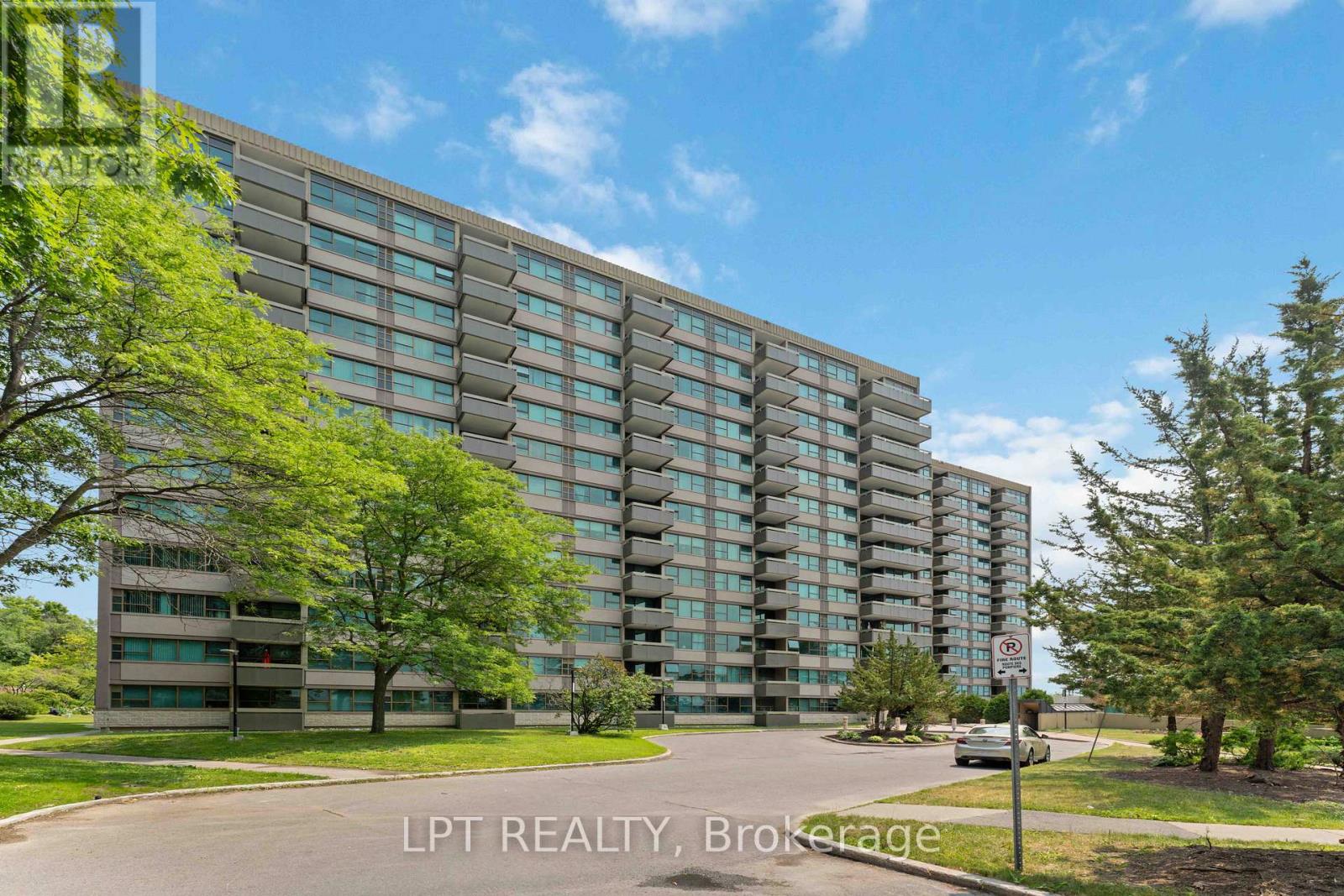 314 - 555 Brittany Drive, Ottawa, Ontario  K1K 4C5 - Photo 2 - X13463476