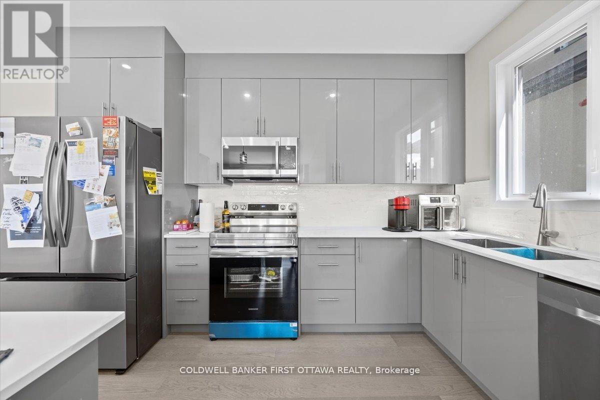 A/b - 22 Inverkip Avenue, Ottawa, Ontario  K1T 4B7 - Photo 23 - X13463588