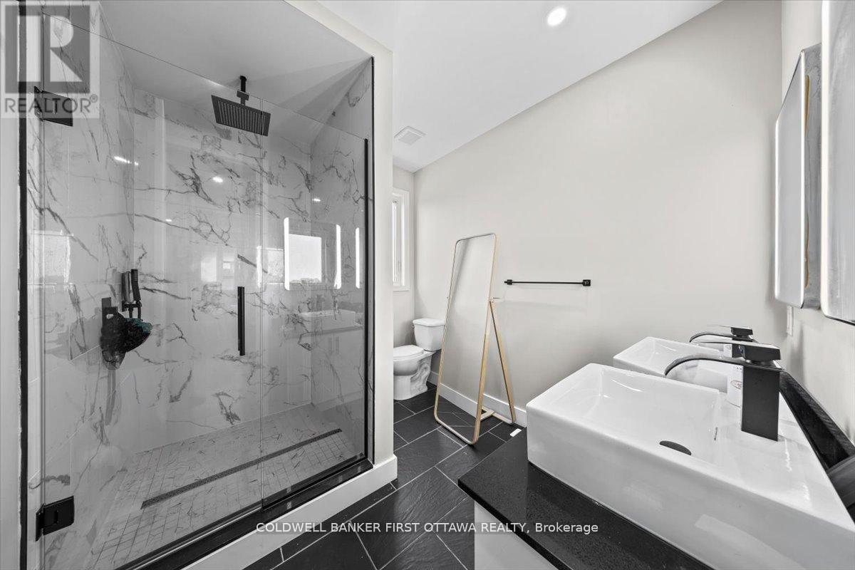 A/b - 22 Inverkip Avenue, Ottawa, Ontario  K1T 4B7 - Photo 36 - X13463588