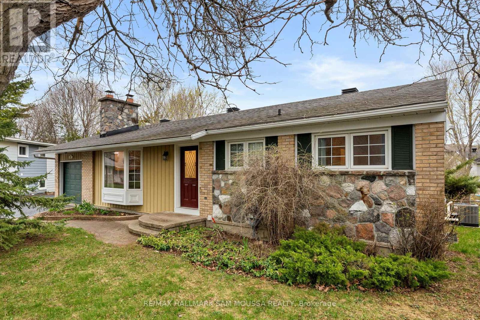 11 Springdale Crescent, Ottawa, Ontario  K2H 5T7 - Photo 6 - X13463620